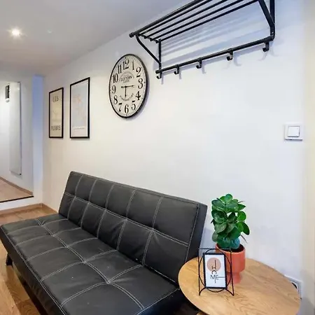 Apartment Cityscape Budget Szoevetseg 3 *