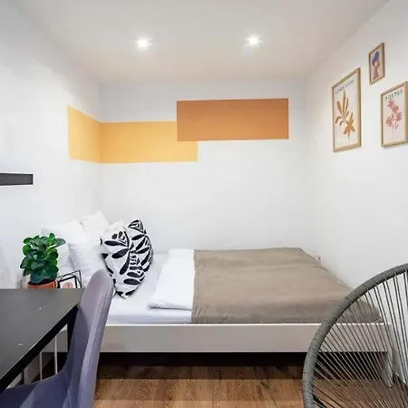 Cityscape Budget Szoevetseg 3 Apartment