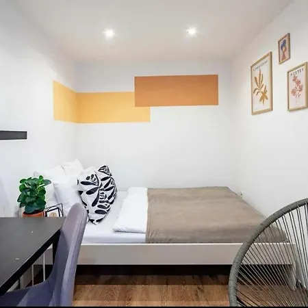 Cityscape Budget Szoevetseg 3 Apartment Budapest